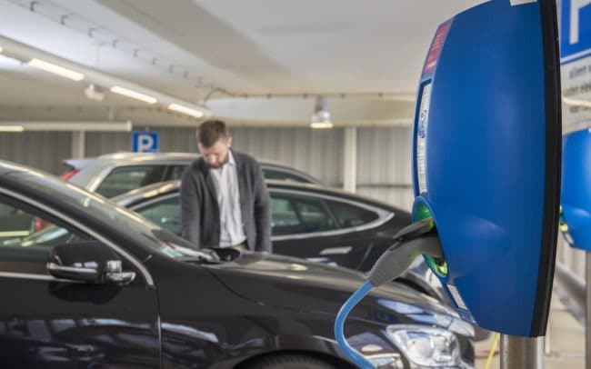 Zephyre borne de recharge en copropriété parking